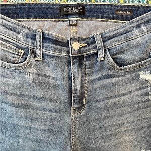 Ladies Judy Blue jeans. Barely worn. No smoking